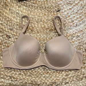 Victoria's Secret Nude Underwire Bra
